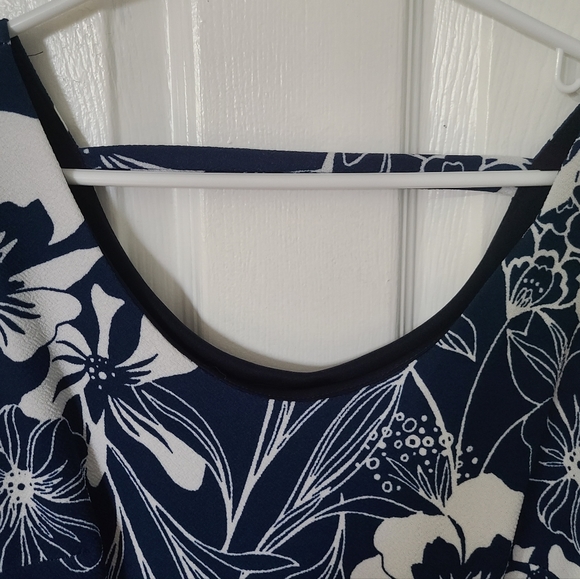 Nina K Dress size small - Picture 3 of 4